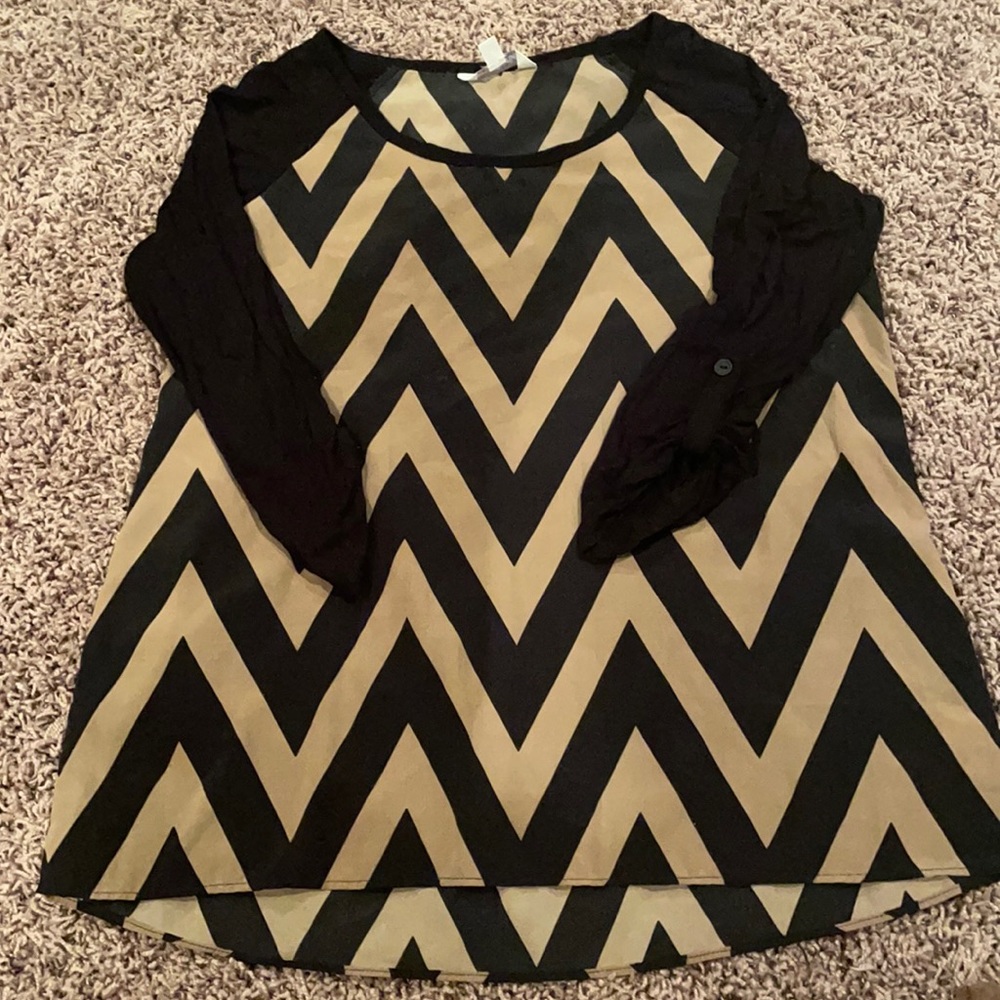 Chevron print tunic- M